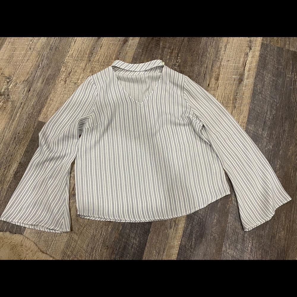 Woman’s small blouse